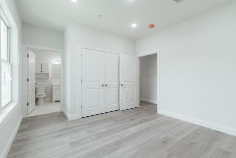 144 Bergen Avenue Jersey City NJ 07305