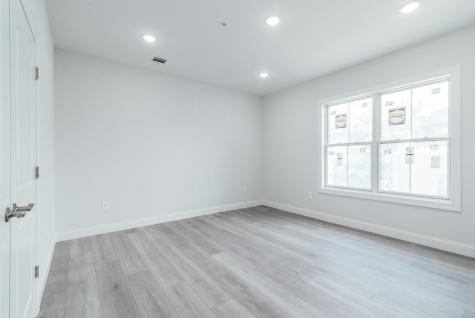 144 Bergen Avenue Jersey City NJ 07305