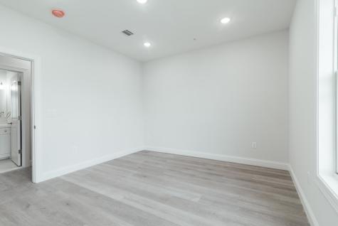 144 Bergen Avenue Jersey City NJ 07305