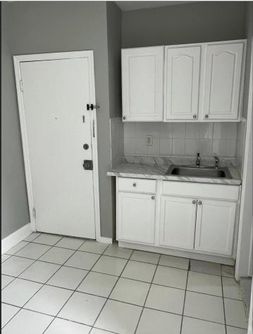 325 37th Street Union City NJ 07087