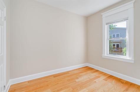 124 West 54th Street Bayonne NJ 07002