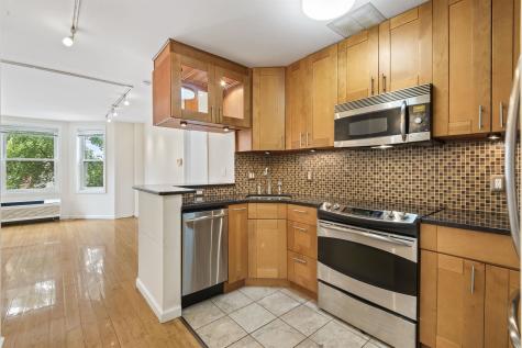 242 Barrow Street Jersey City NJ 07302