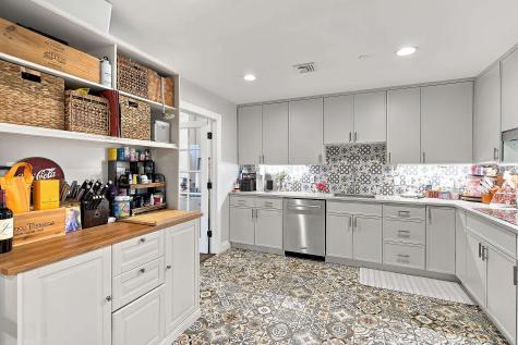 208 Shearwater Court West Jersey City NJ 07305