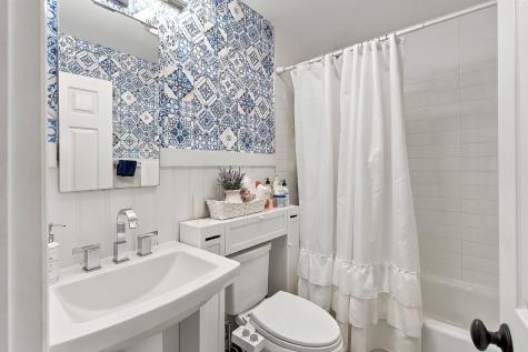 208 Shearwater Court West Jersey City NJ 07305