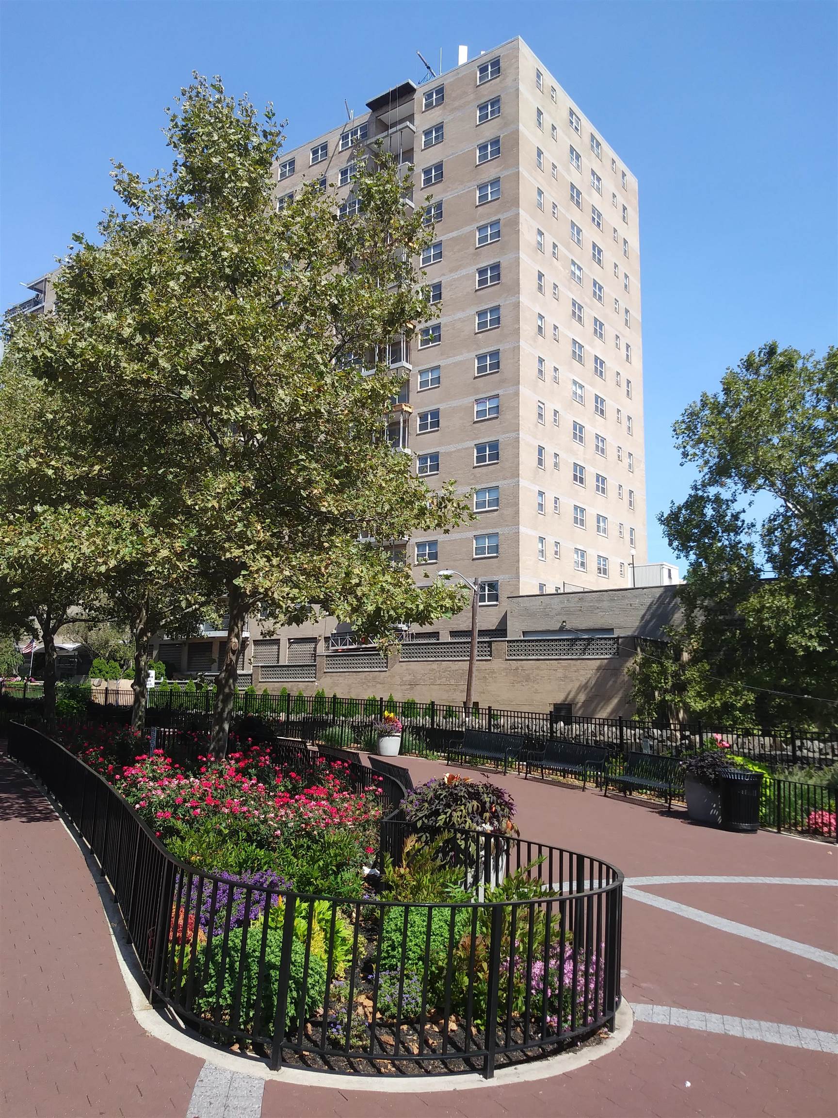 7100 Boulevard East Guttenberg NJ 07093