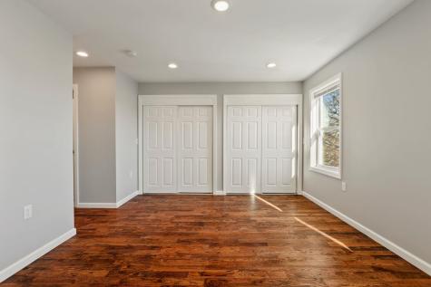 16 Herrick Court Bayonne NJ 07002