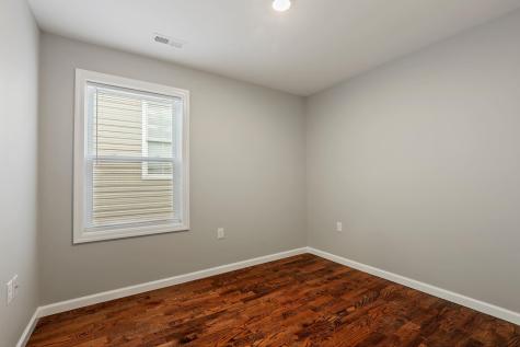 16 Herrick Court Bayonne NJ 07002