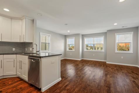16 Herrick Court Bayonne NJ 07002