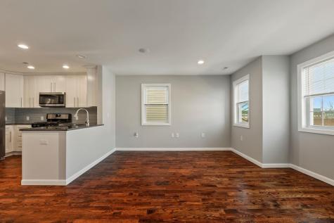 16 Herrick Court Bayonne NJ 07002