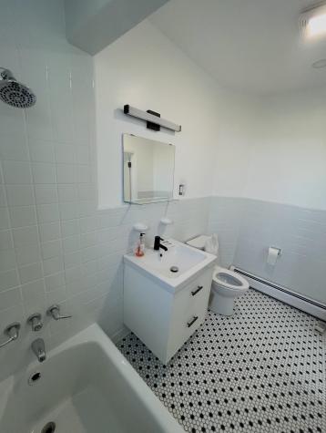 307 New York Avenue Union City NJ 07087