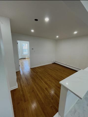 307 New York Avenue Union City NJ 07087