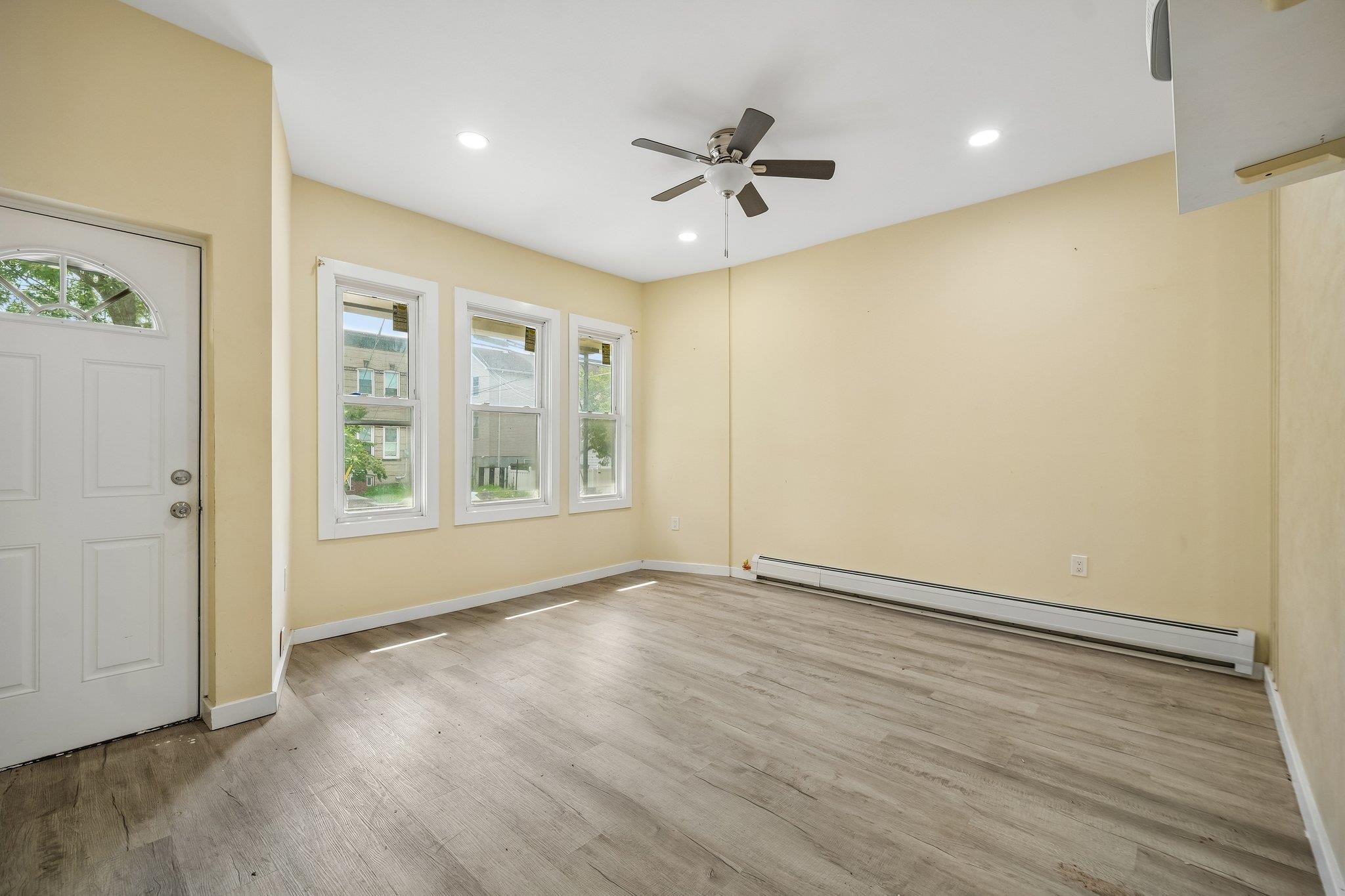 181 W 4th Street Bayonne NJ 07002