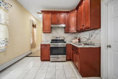 181 W 4th Street Bayonne NJ 07002
