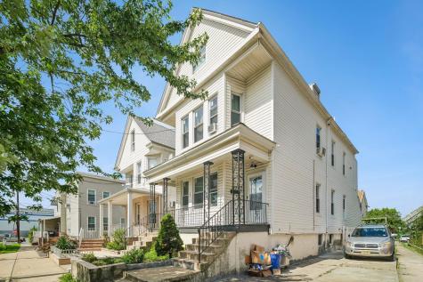 181 W 4th Street Bayonne NJ 07002