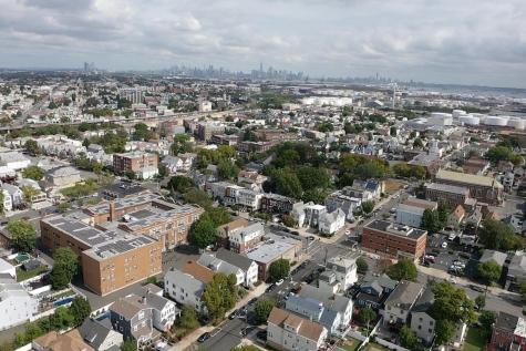 397 Avenue C Bayonne NJ 07002