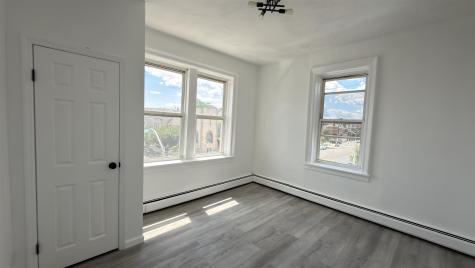 397 Avenue C Bayonne NJ 07002