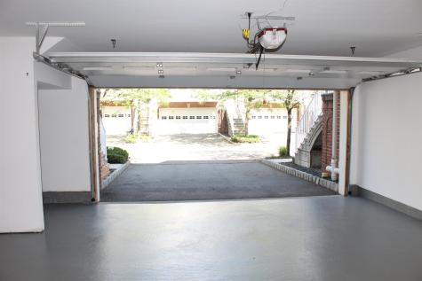 9 Mcmartin Court Jersey City NJ 07305