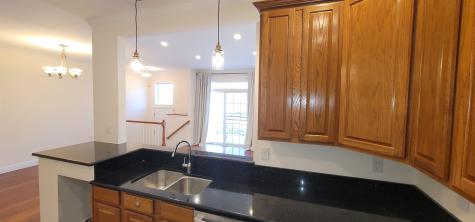 9 Mcmartin Court Jersey City NJ 07305