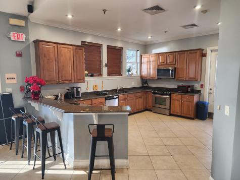 9 Mcmartin Court Jersey City NJ 07305