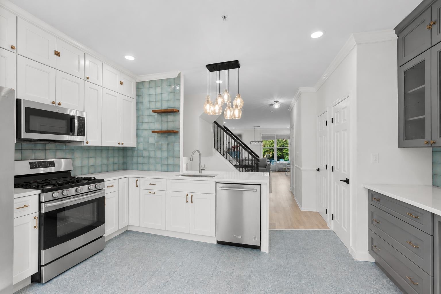 478 Buffalo Court West New York NJ 07093