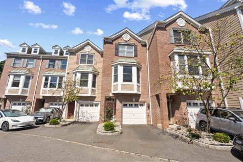 478 Buffalo Court West New York NJ 07093