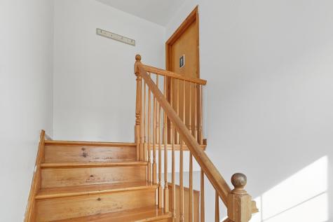87 Cottage Street Bayonne NJ 07002