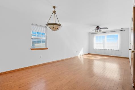 87 Cottage Street Bayonne NJ 07002