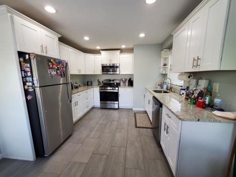 8 Packard Street Bayonne NJ 07002