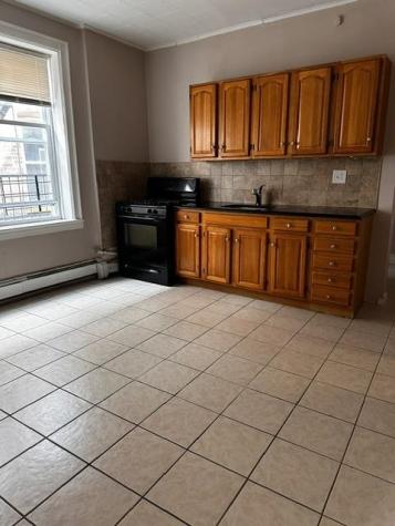 35-37 East 19th Street Bayonne NJ 07002