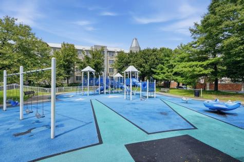 6 Intrepid Court Jersey City NJ 07305