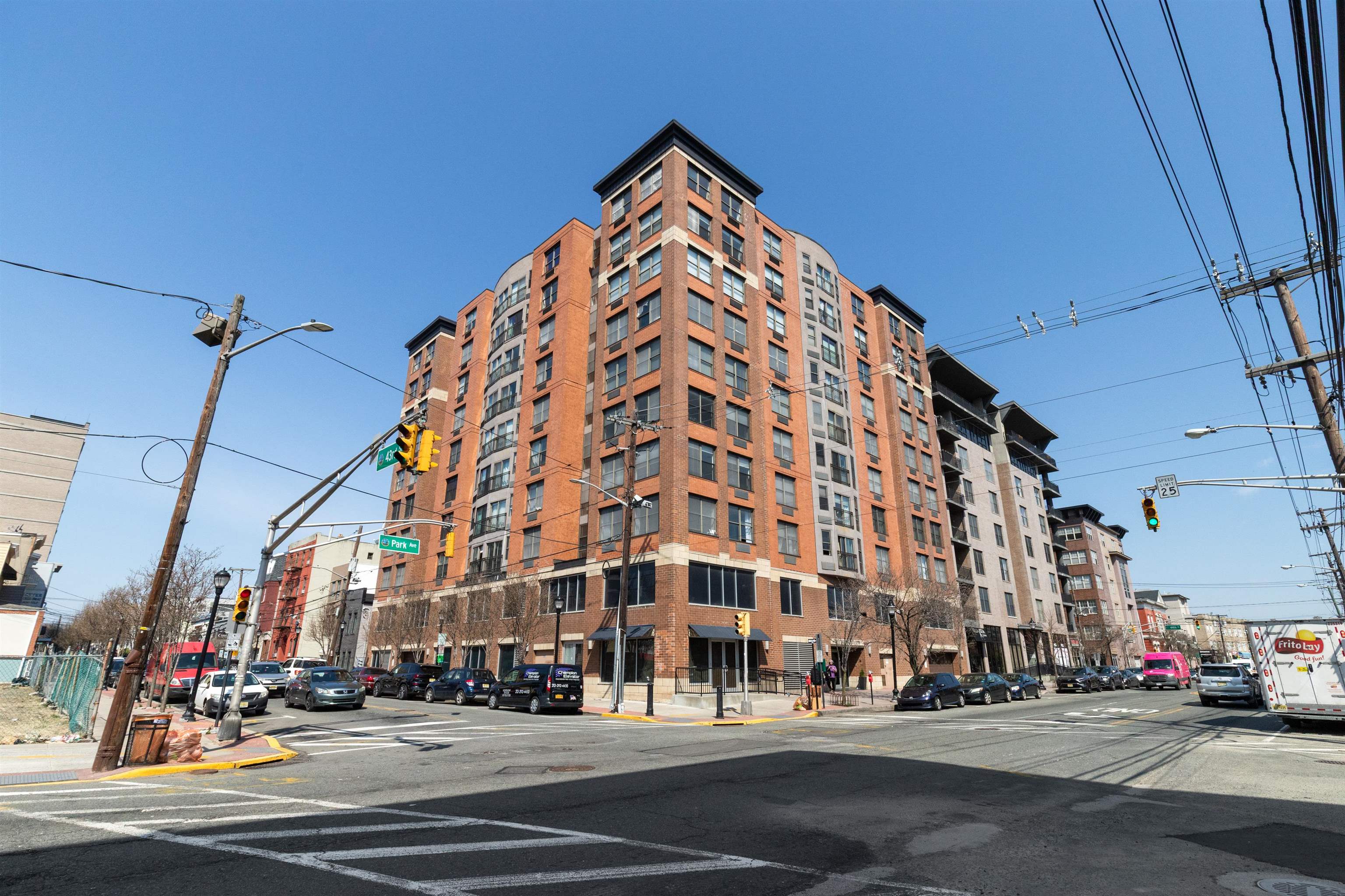 4301 Park Avenue Union City NJ 07087