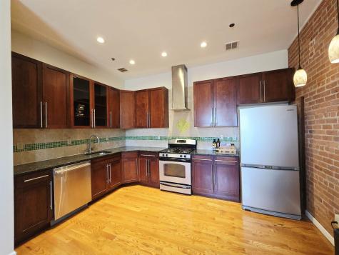 9 East 18th Street Bayonne NJ 07002