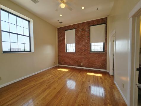 9 East 18th Street Bayonne NJ 07002