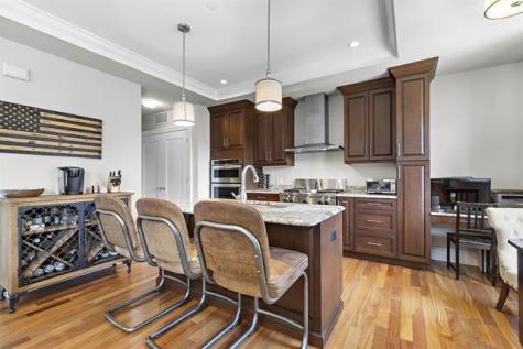 250 Henley Place Weehawken NJ 07086