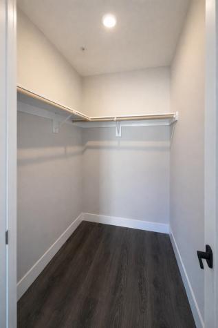 207 39th Street Union City NJ 07087