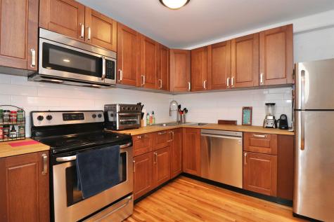 206 Beacon Avenue Jersey City NJ 07306