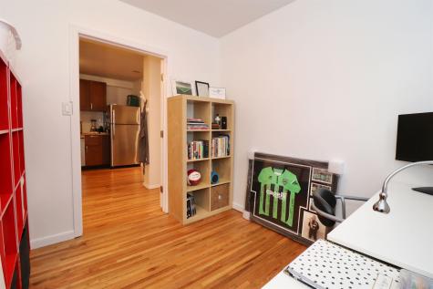 206 Beacon Avenue Jersey City NJ 07306