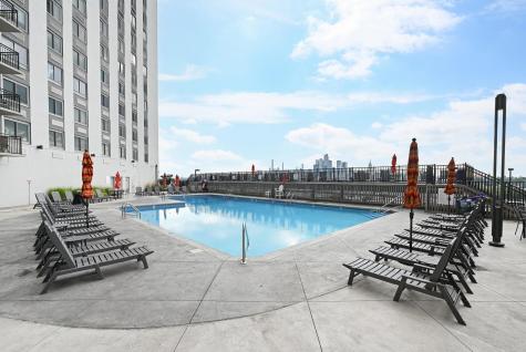 100 Manhattan Avenue Union City NJ 07087