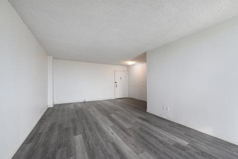 100 Manhattan Avenue Union City NJ 07087