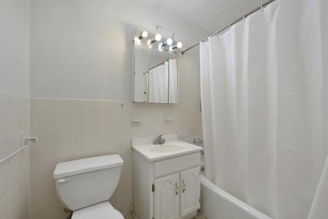 100 Manhattan Avenue Union City NJ 07087