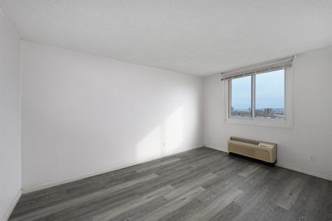 100 Manhattan Avenue Union City NJ 07087