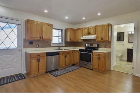 136 Essex Street Jersey City NJ 07302