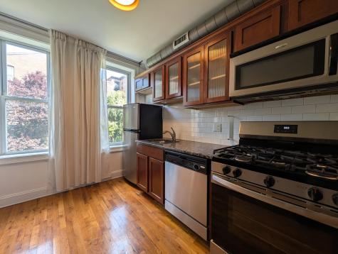 208 6th Street Jersey City NJ 07302