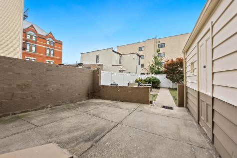 3805 Palisade Avenue Union City NJ 07087