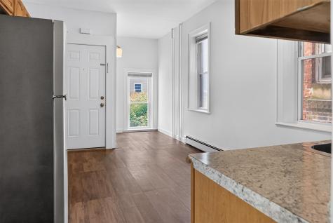 352 Avenue C Bayonne NJ 07002