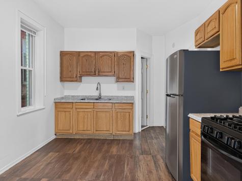 352 Avenue C Bayonne NJ 07002