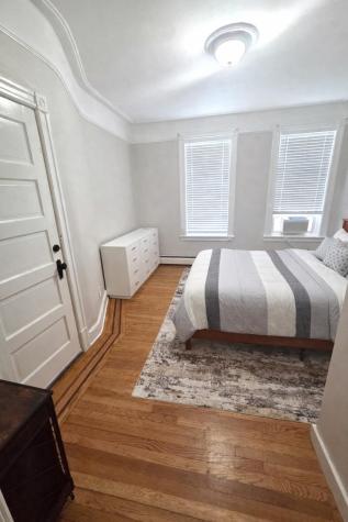 391 Woodlawn Avenue Jersey City NJ 07305