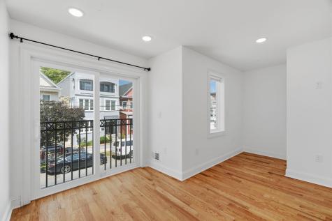 14 West 49th Street Bayonne NJ 07002