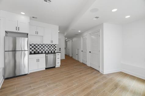 14 West 49th Street Bayonne NJ 07002