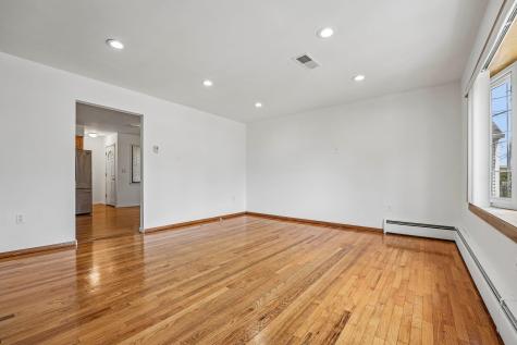 669 9th Street Secaucus NJ 07094